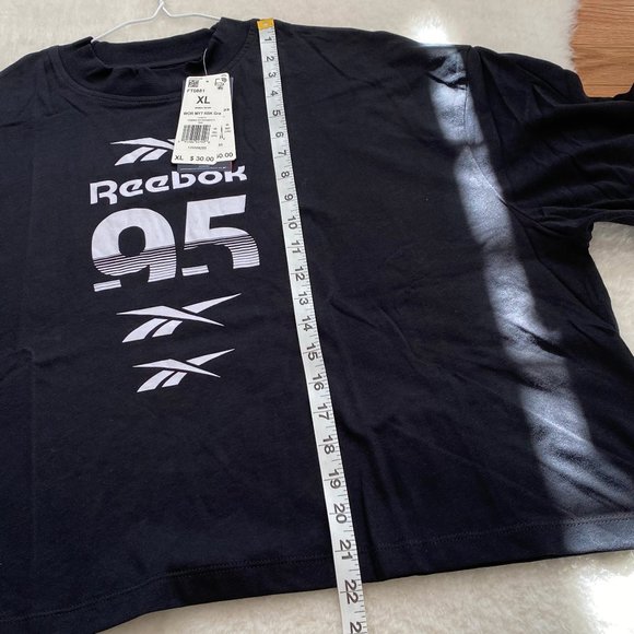 Reebok wor myt rbk graphic t-shirt, Cropped, Short Sleeve, Black, Size XL - Picture 8 of 10